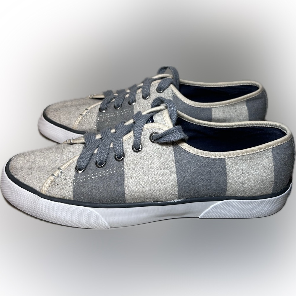 Women's Sperry Pier View Memory Foam Gray and Oat Striped Sneakers Size 7M